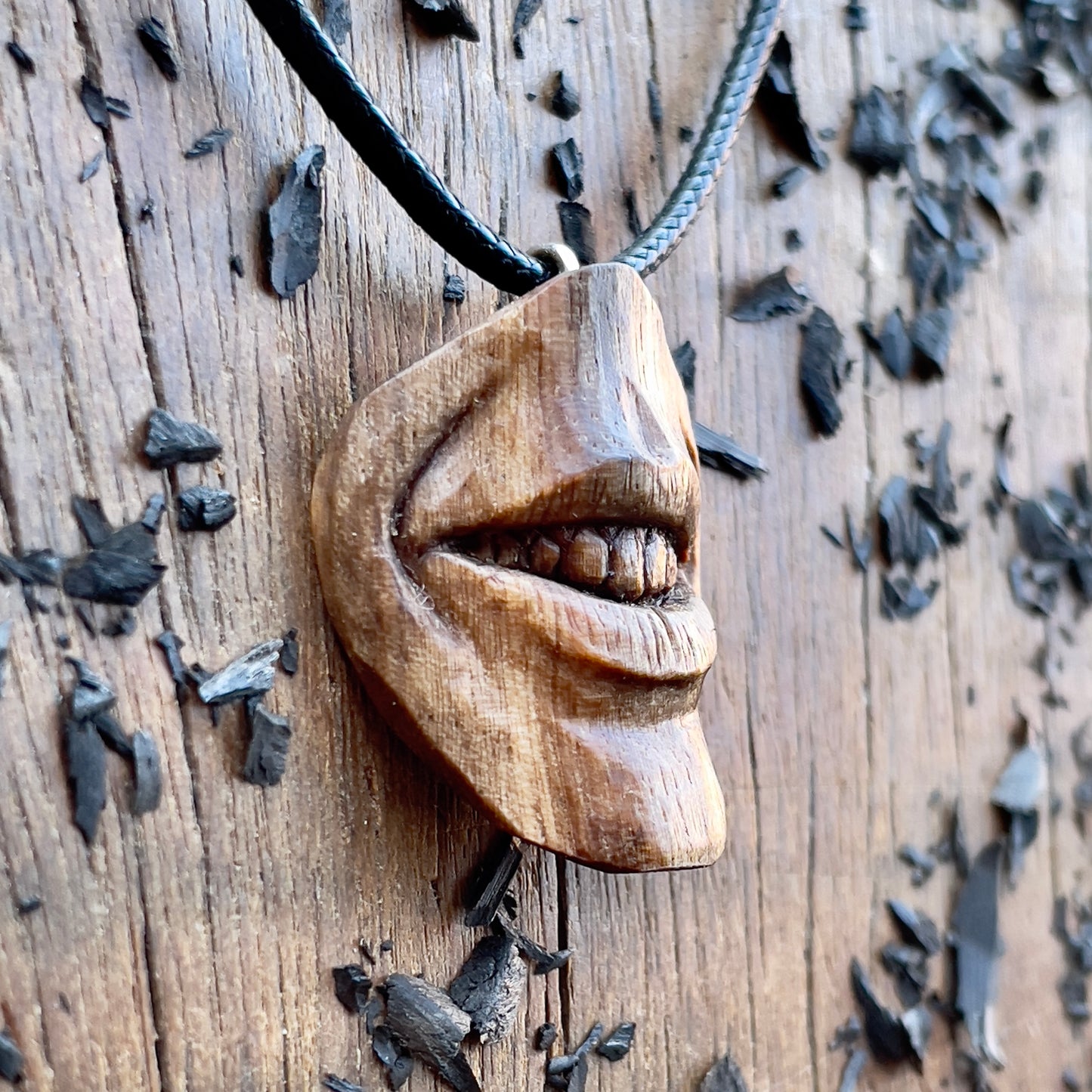 “Happy Expression” Smiling Mouth Pendant