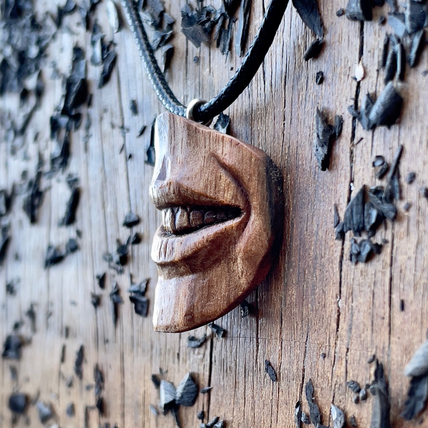 “Happy Expression” Smiling Mouth Pendant