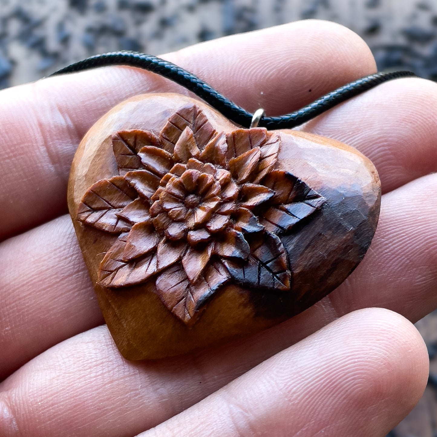 Mandale Flower Heart Pendant