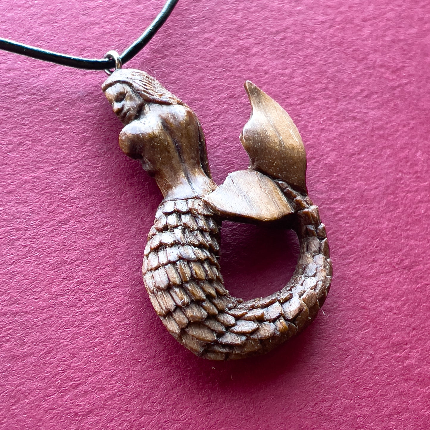 Mermaid Pendant – Silent Turning