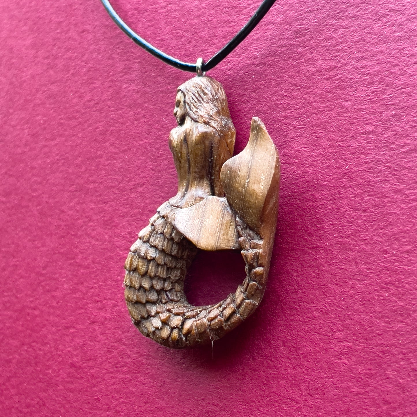 Mermaid Pendant – Silent Turning
