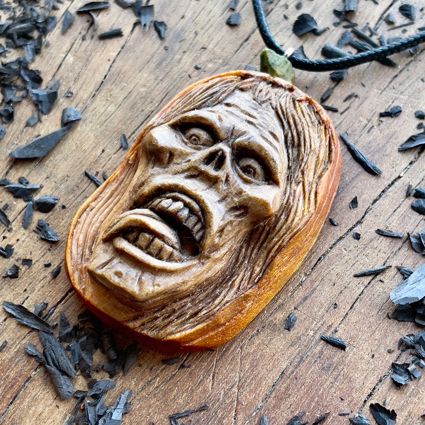 Halloween Pumpkin Pendant – Female Zombie Face
