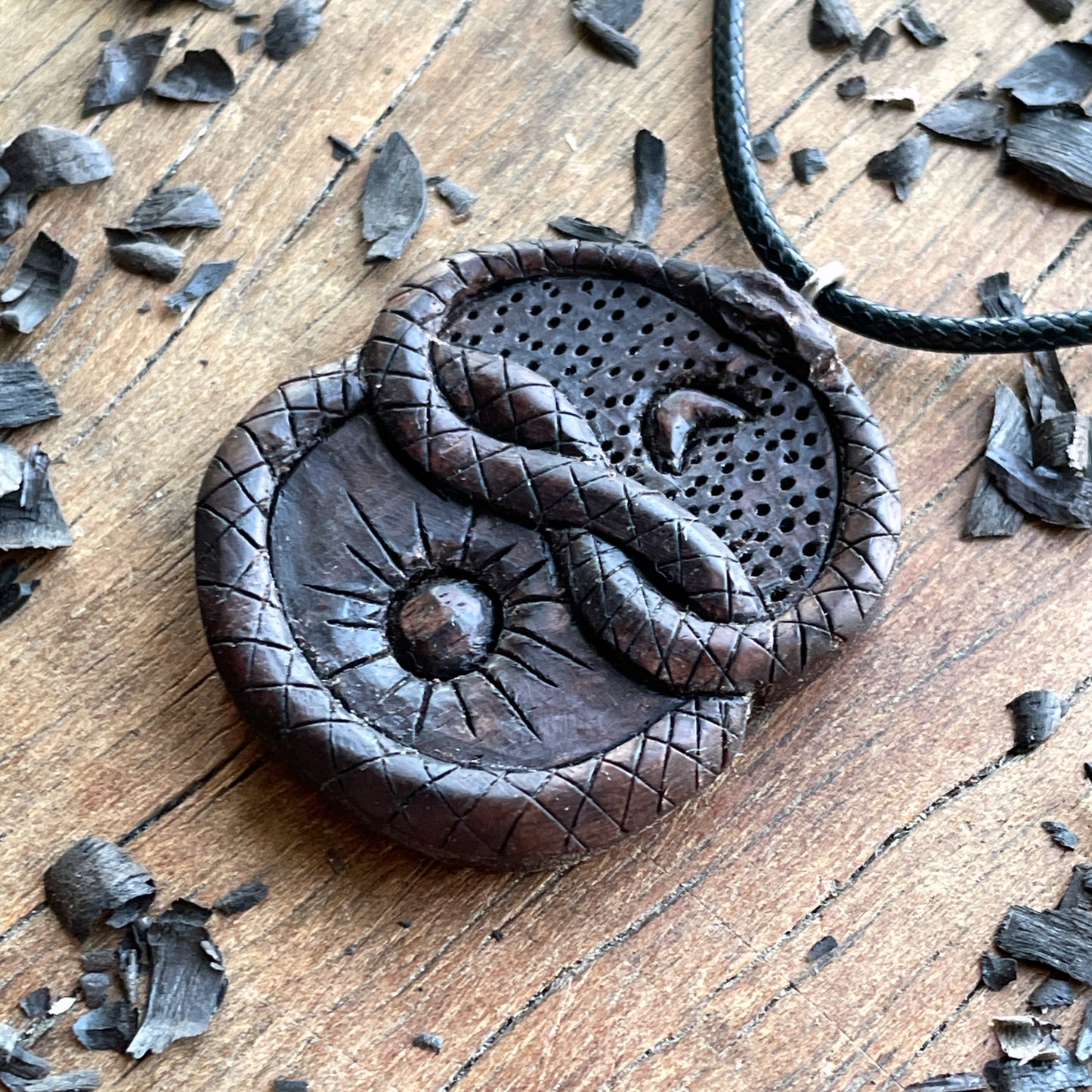 Auryn Uroboro Sun And Moon Pendant