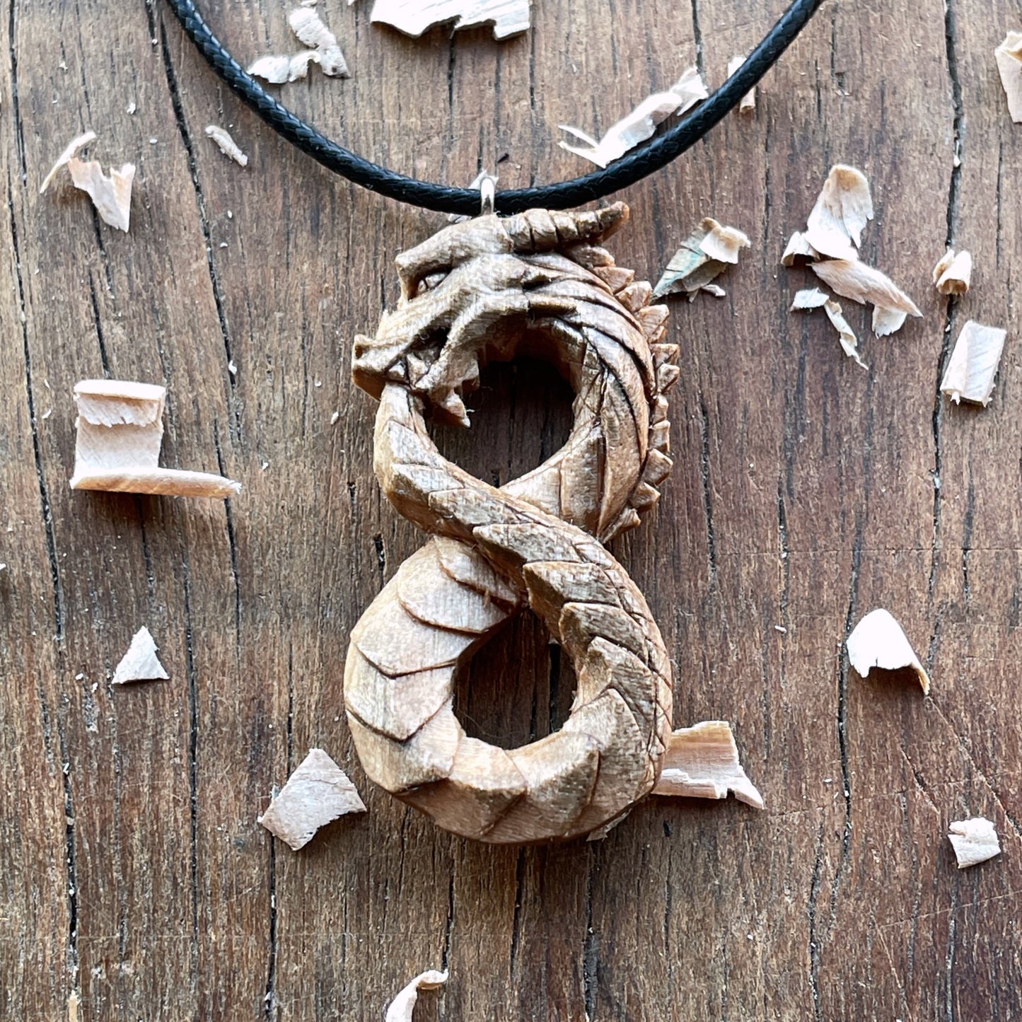Ciondolo drago Ouroboros