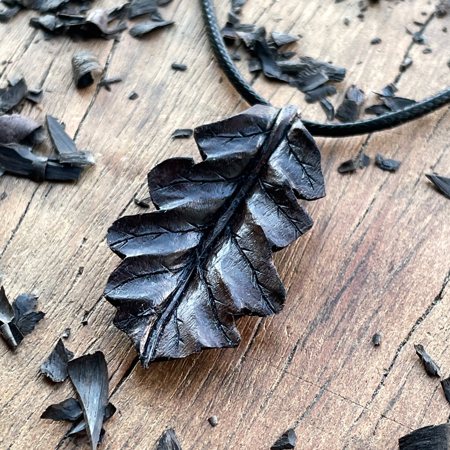 Oak Leaf Pendant - Autumn Whisper