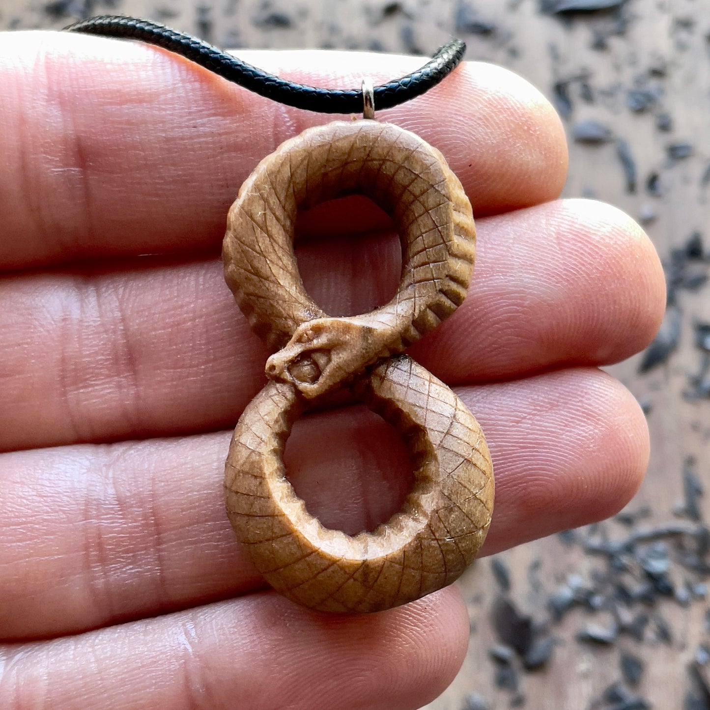 Serpent Ouroboros Pendant – Infinity Loop