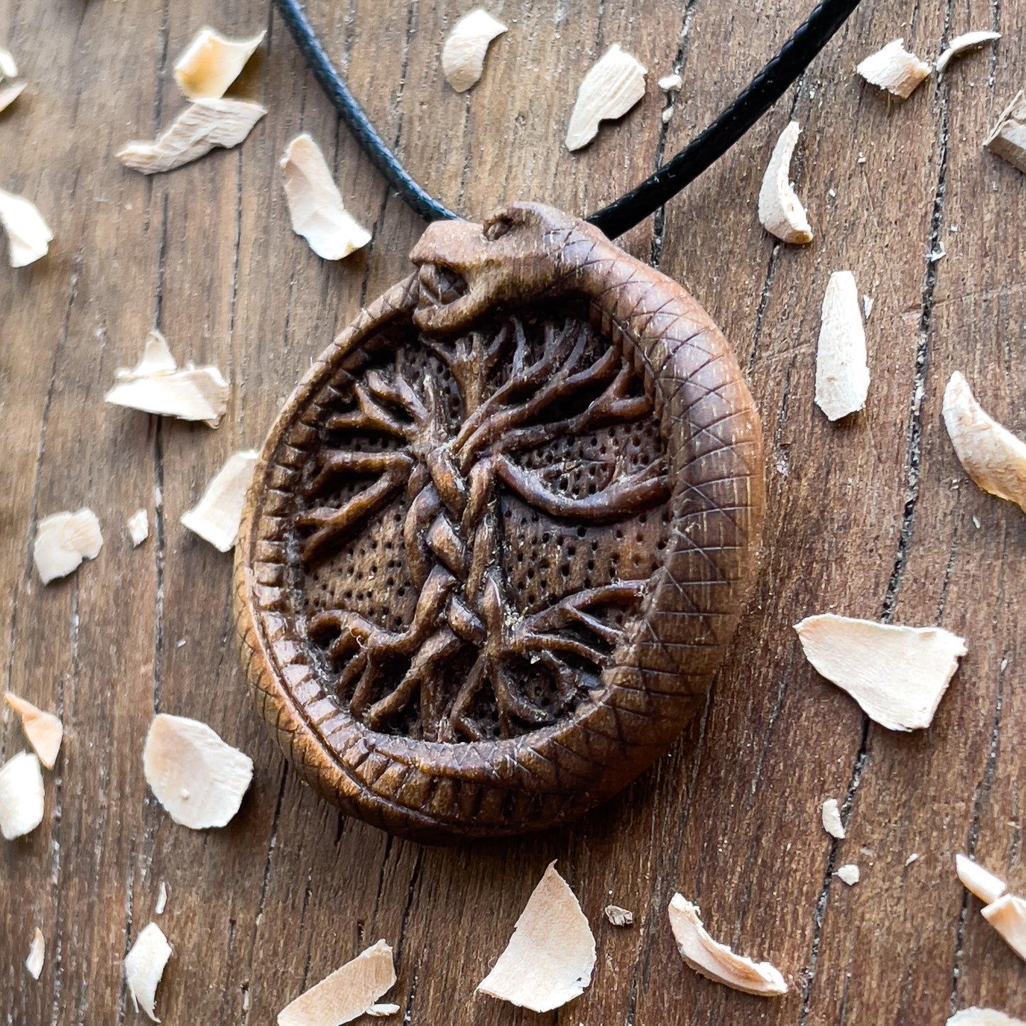 Ouroboros Pendant – Yggdrasil Design