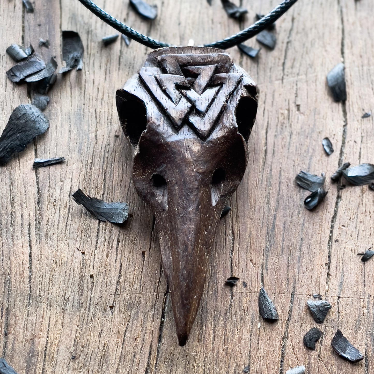 Raven Skull Pendant – Valknut Edition