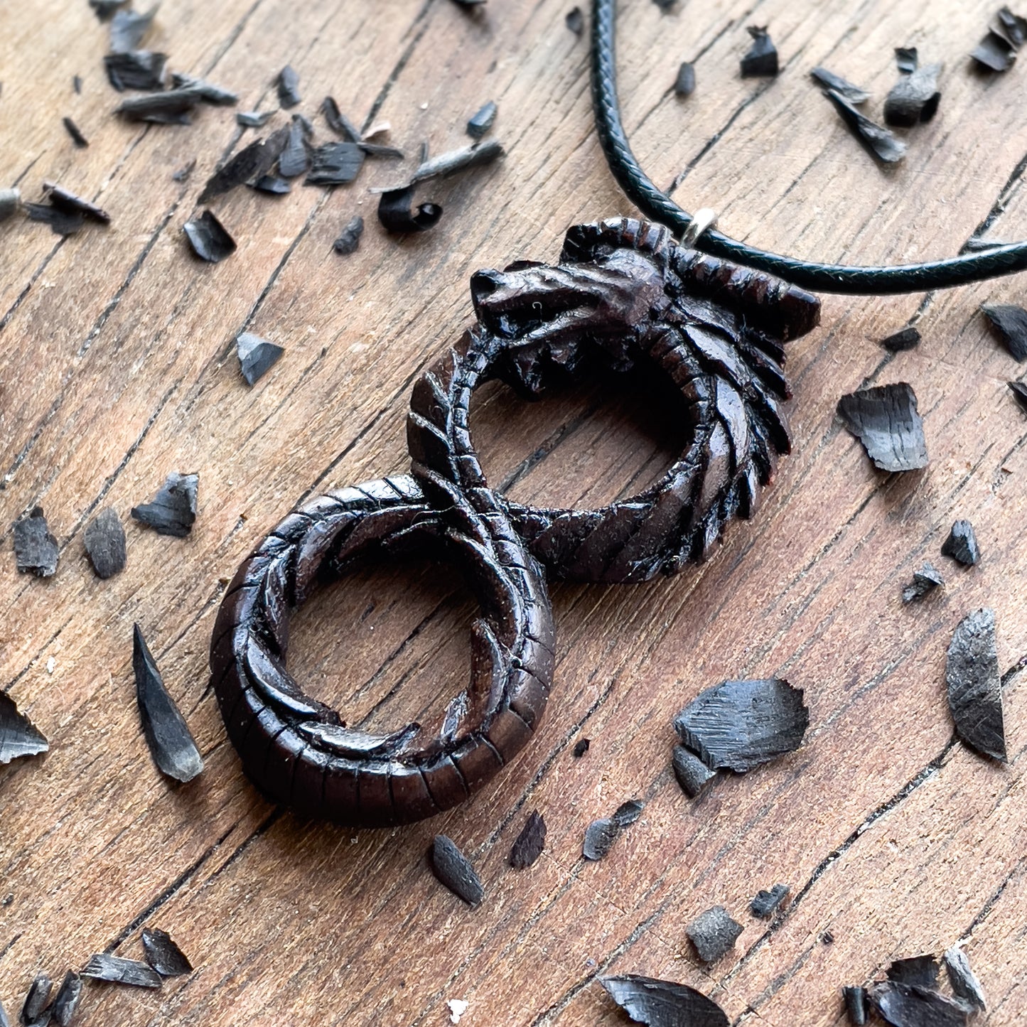 Ciondolo drago Ouroboros