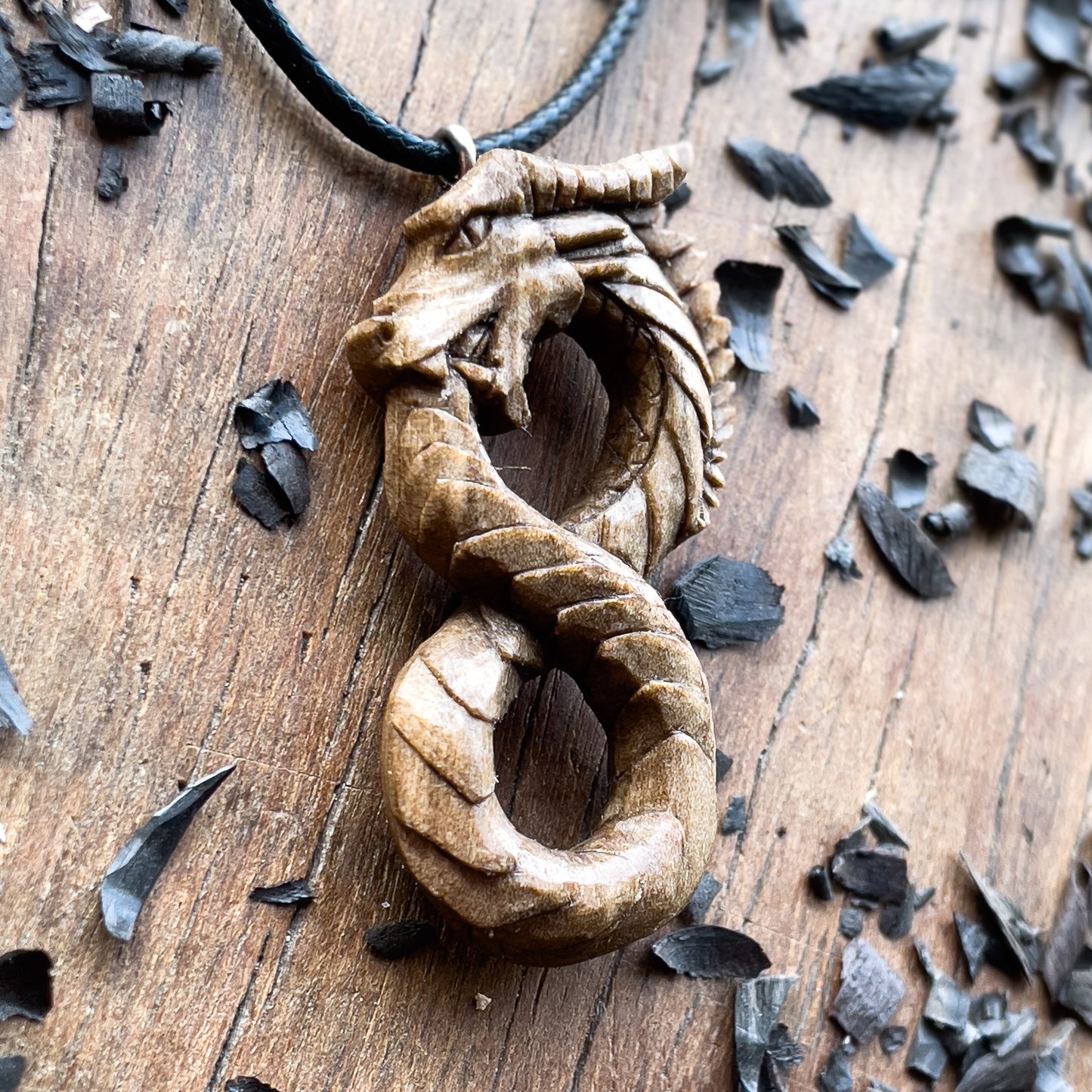 Ciondolo drago Ouroboros