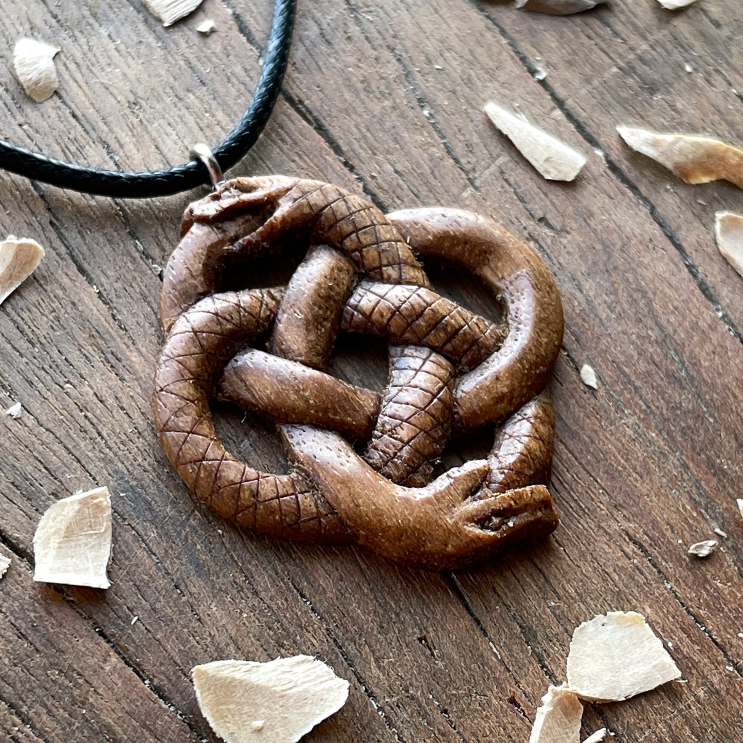 Double Ouroboros Pendant – Celtic Knot