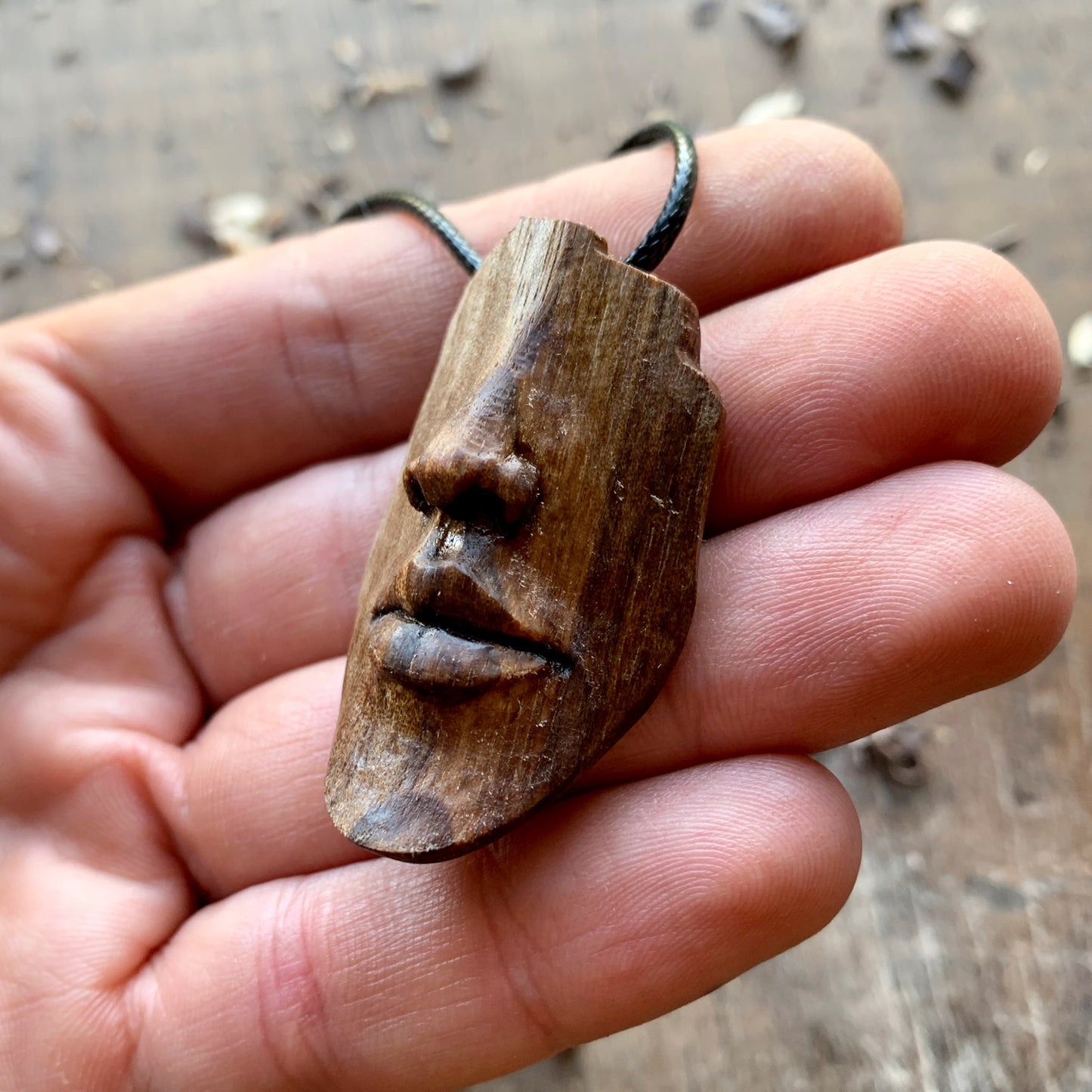 Nose and Lips Pendant