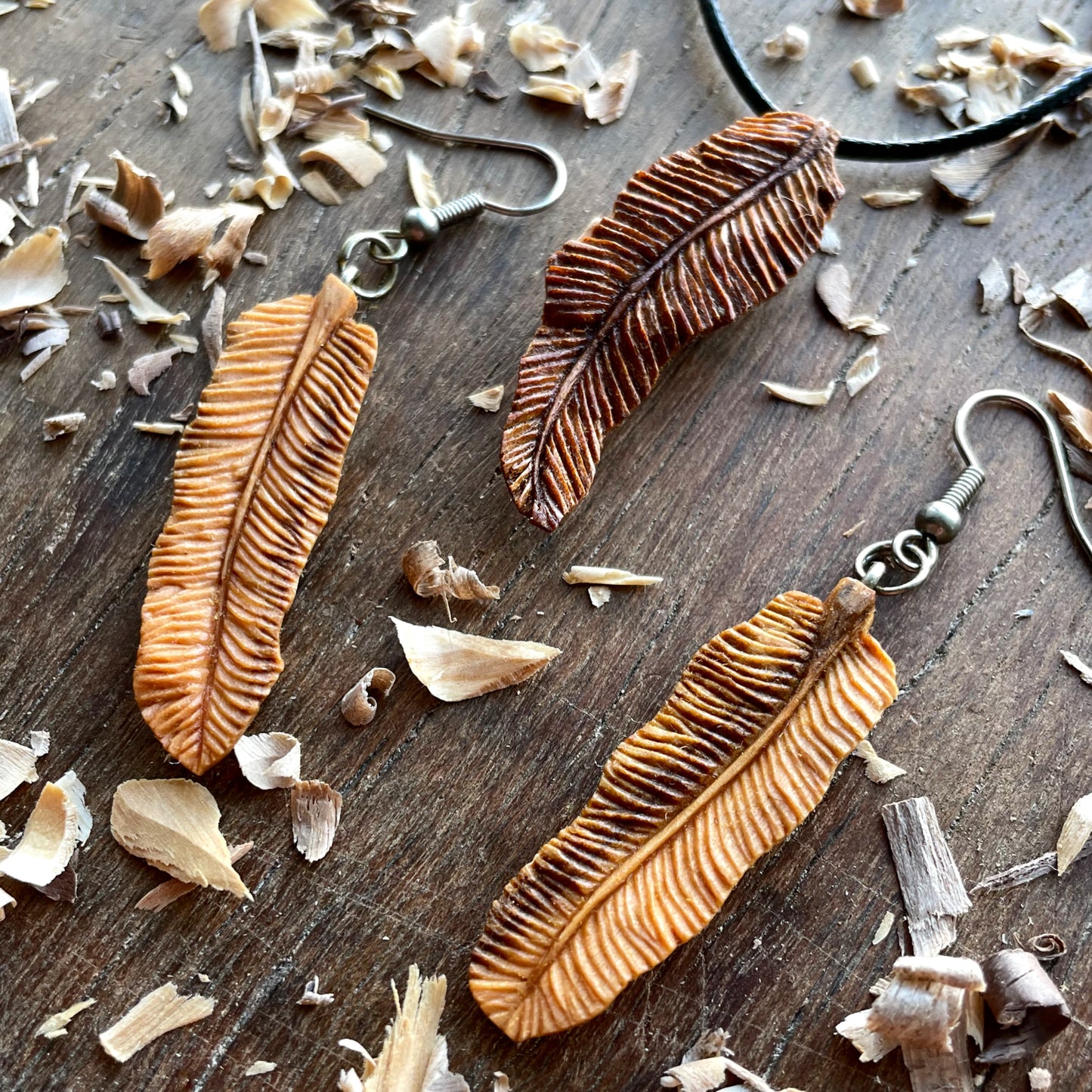 Set Of Feather Pendant And Earrings