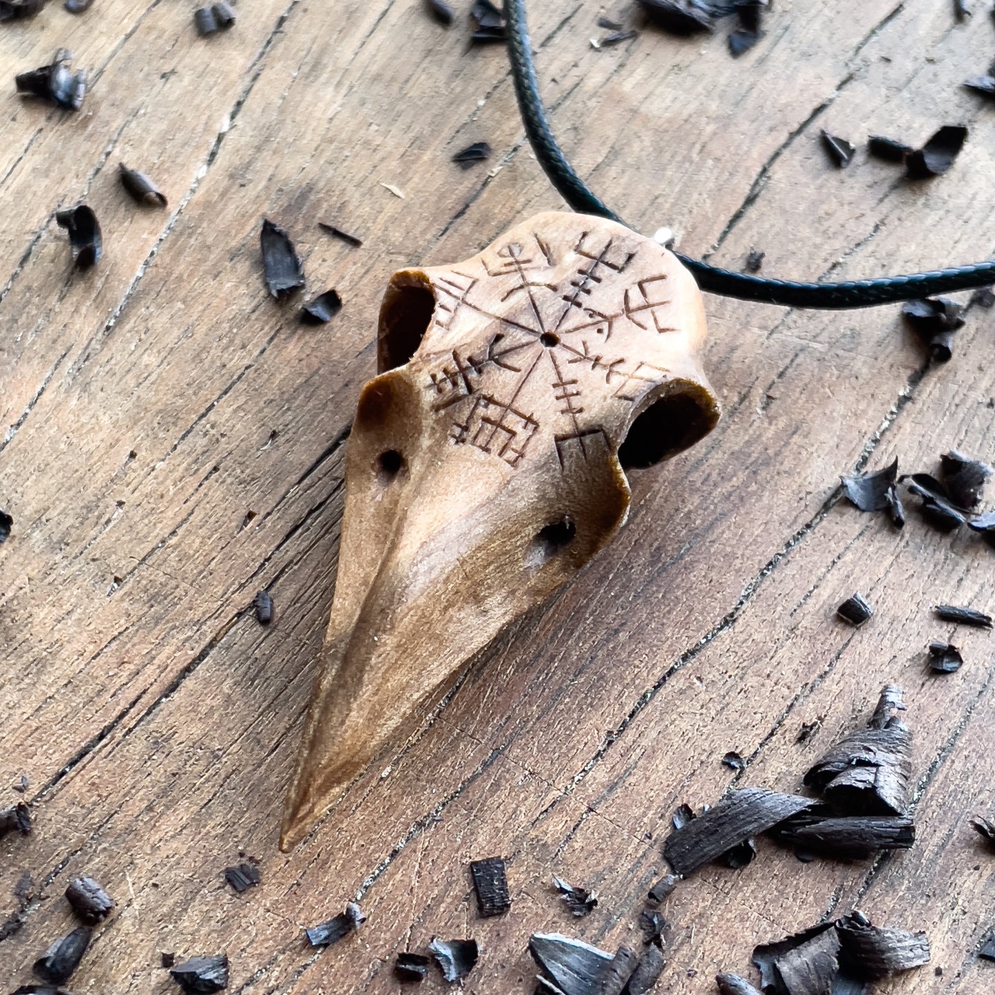 Raven Skull “Vegvísir” Pendant