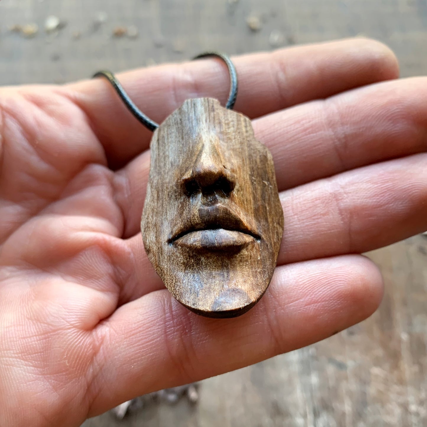 Nose and Lips Pendant