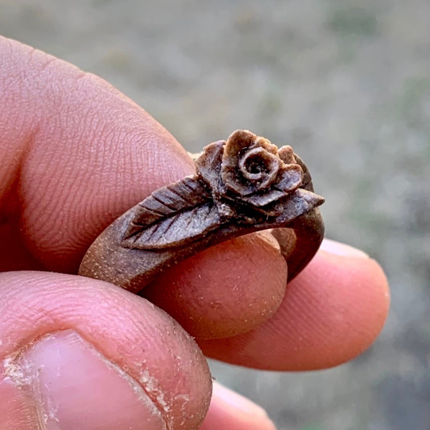 Rose Walnut Wood Ring