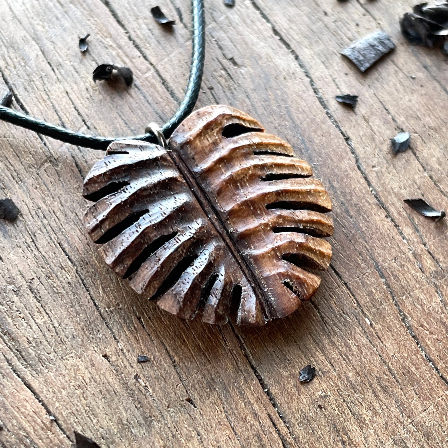 Monstera Leaf Pendant