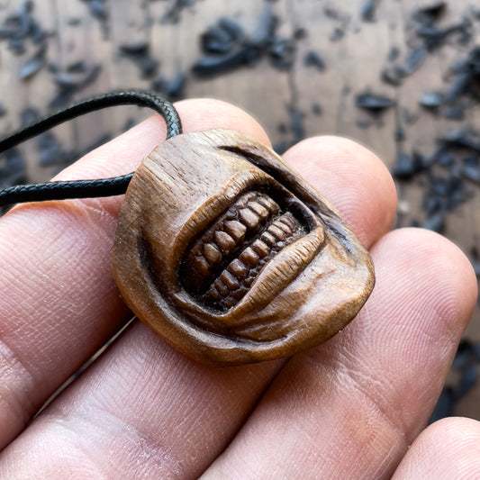“Angry Expression” Mouth Pendant