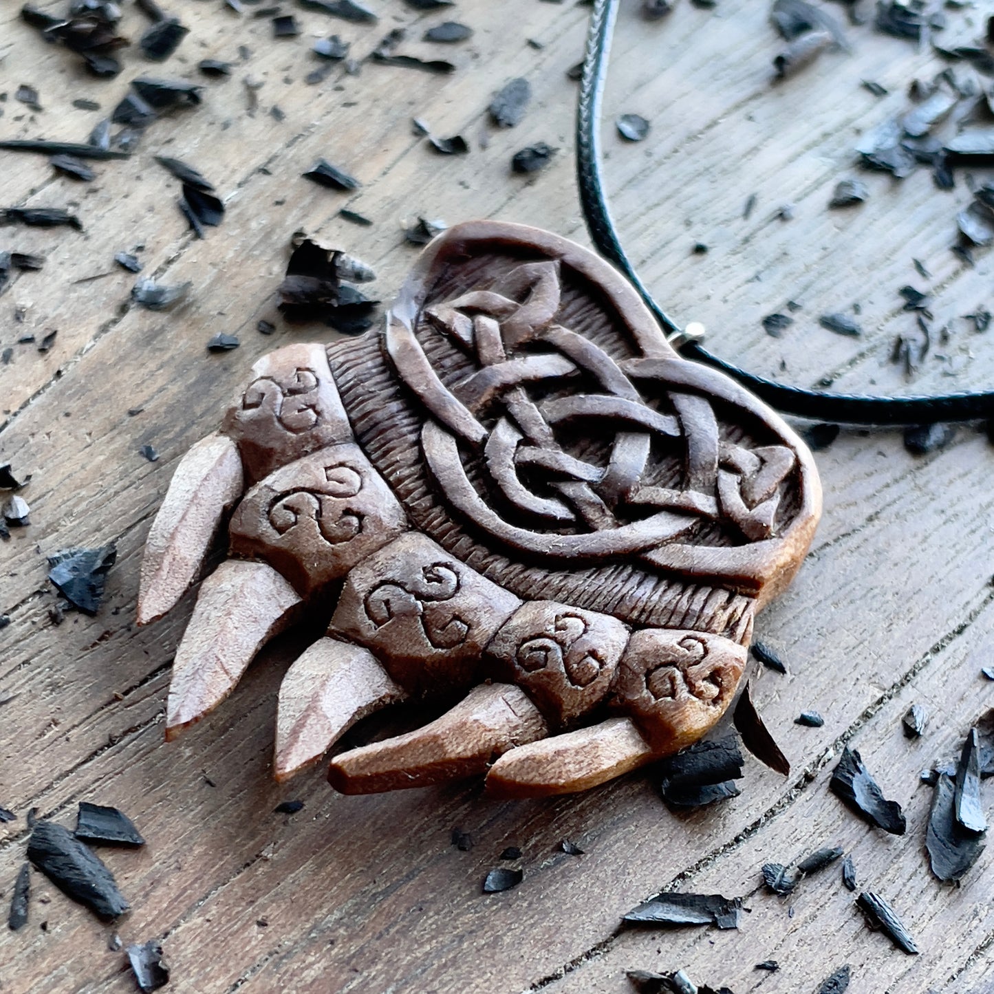 Bear Paw Pendant – Strength and Path