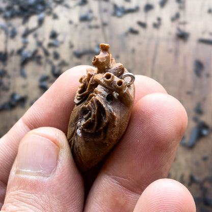 Anatomical Heart With Three Roses Pendant