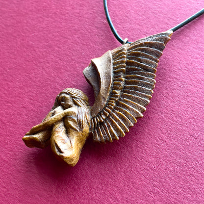 Angel Pendant – Quiet Grace