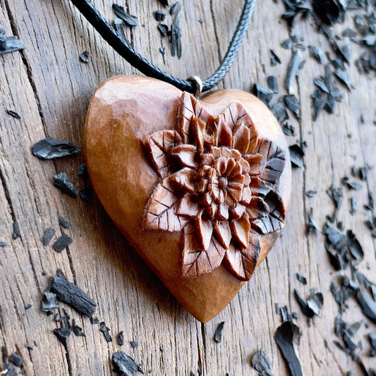Mandale Flower Heart Pendant