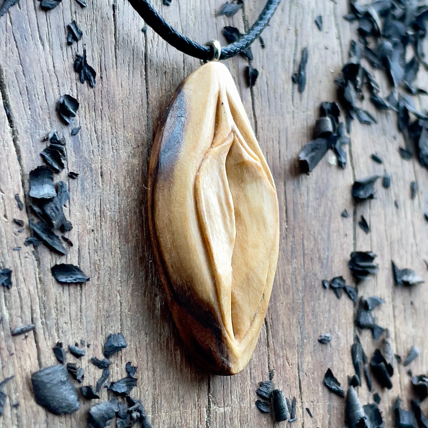 Vulva in Olive Wood