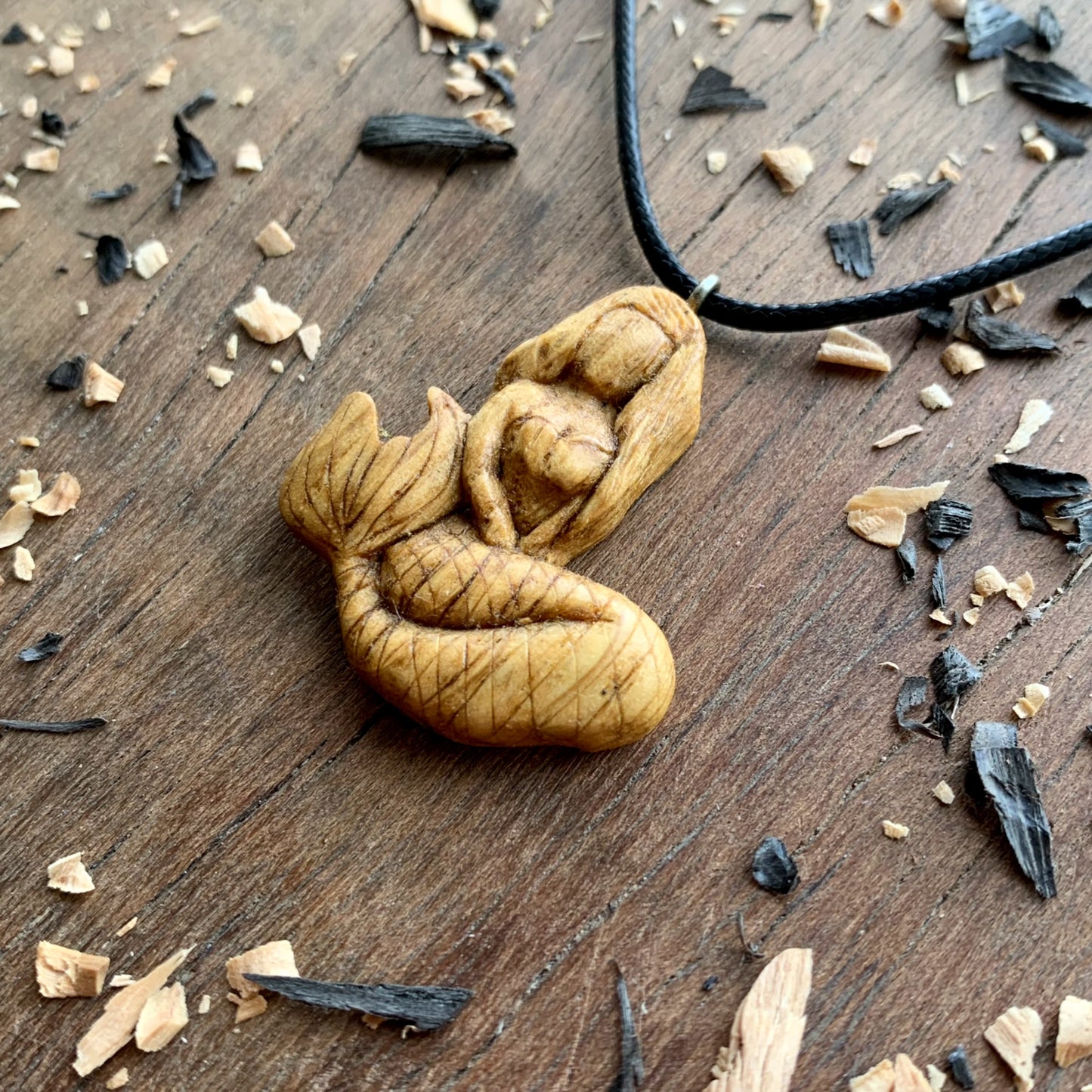 Siren Walnut Wooden Pendant