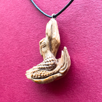 Mermaid Pendant – Shell Reverie