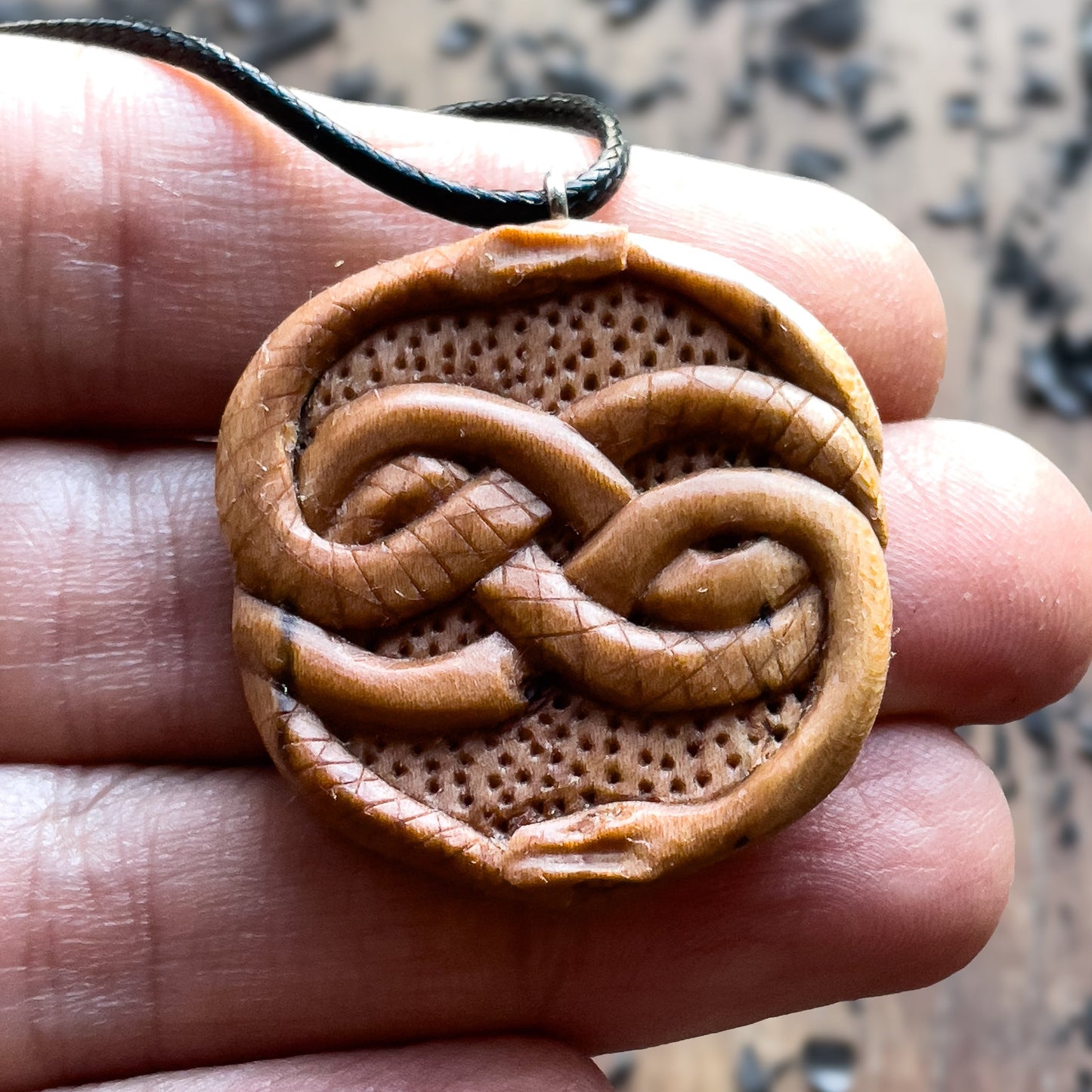 Ciondolo serpenti Ouroboros