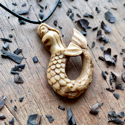 Mermaid Pendant – Silent Turning