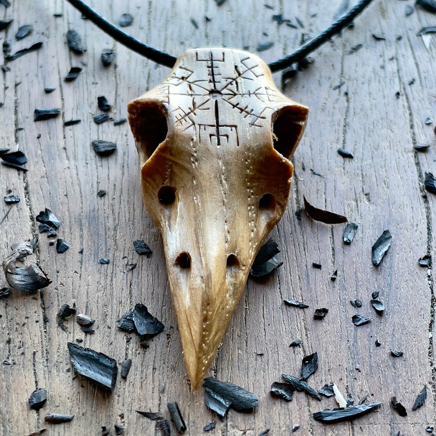 Raven Skull “Vegvísir” Pendant