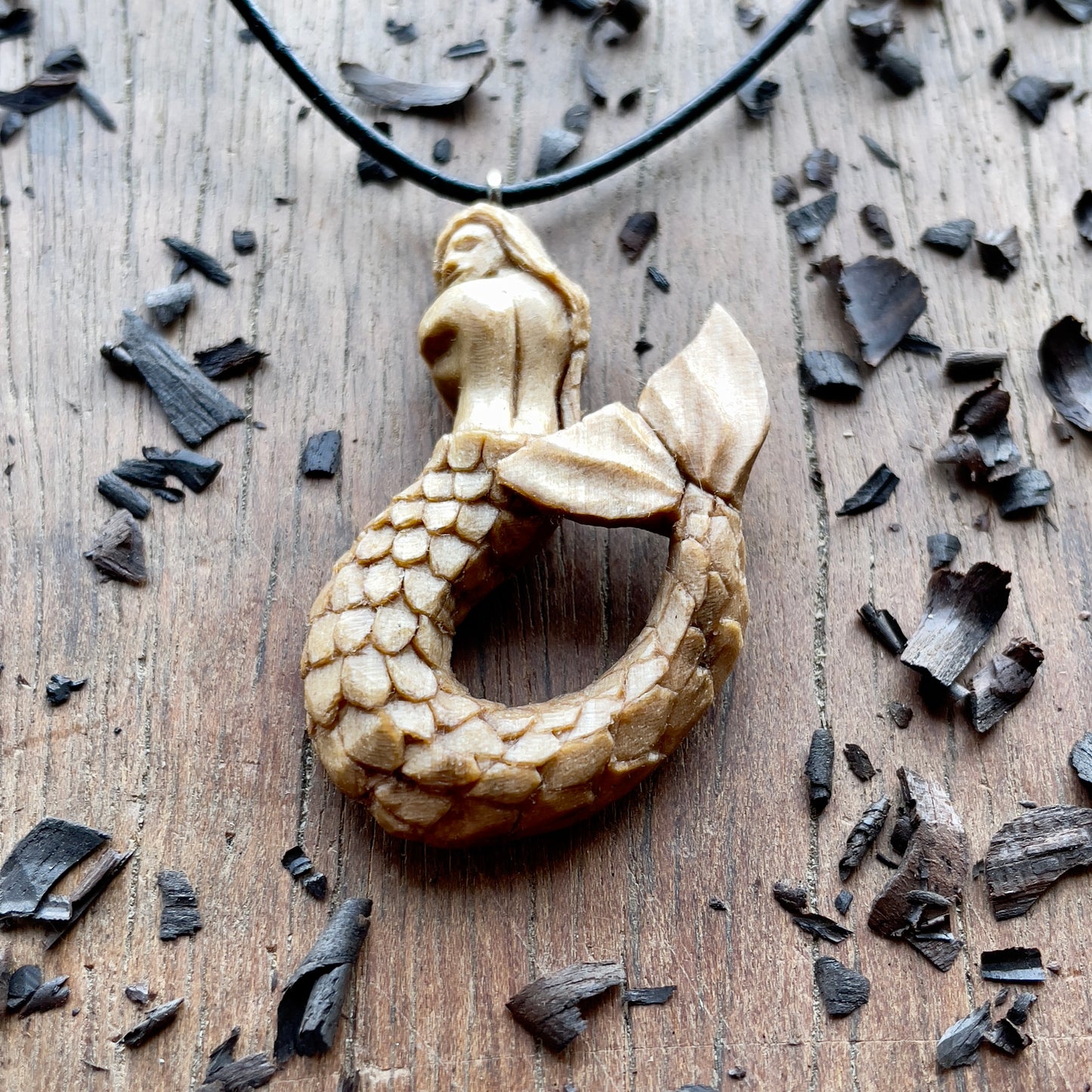 Mermaid Pendant – Silent Turning