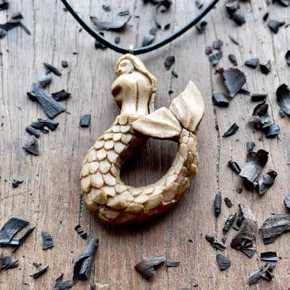 Mermaid Pendant – Silent Turning