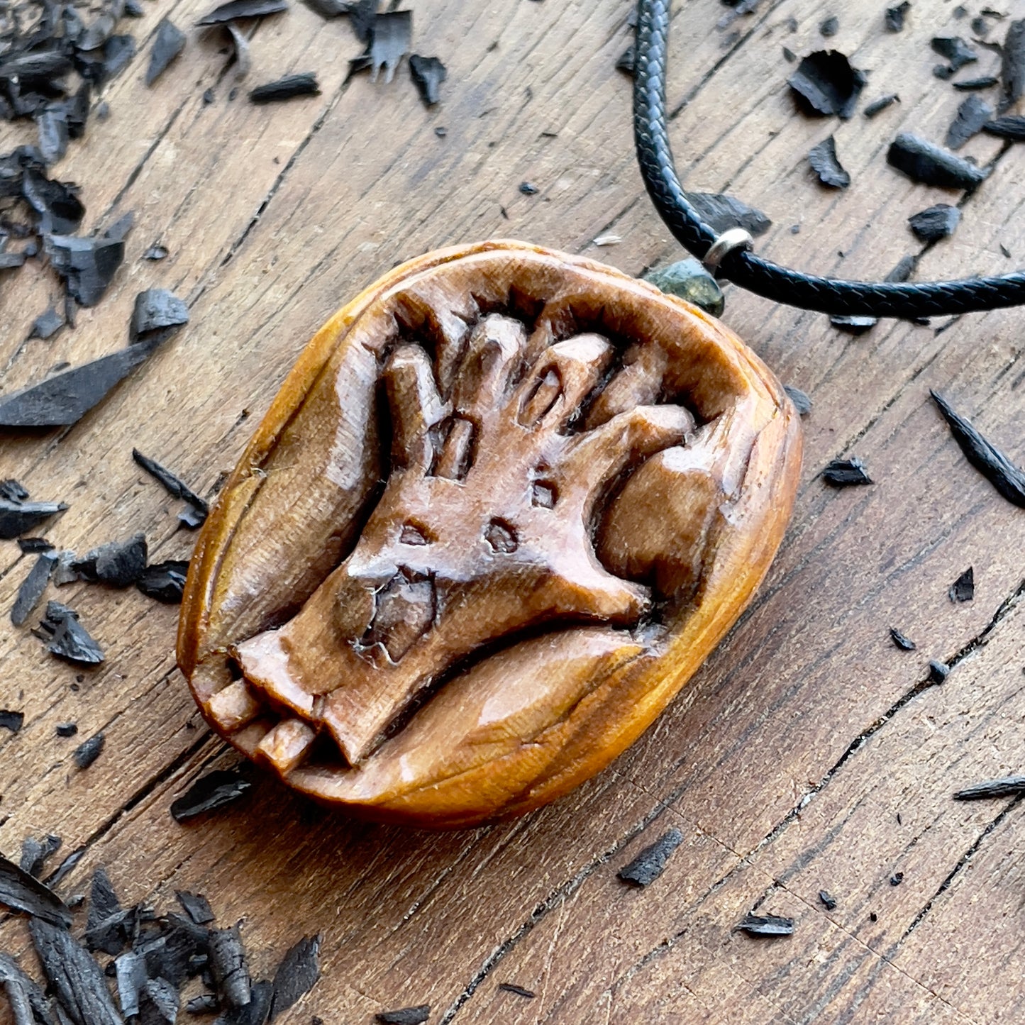 Halloween Pumpkin Pendant – Zombie Hand