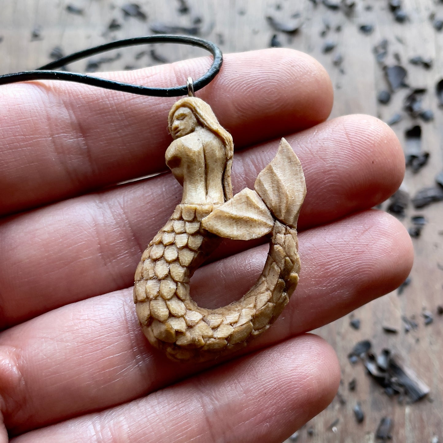 Mermaid Pendant – Silent Turning