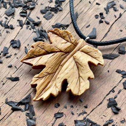 Maple Leaf Pendant - Wind Song