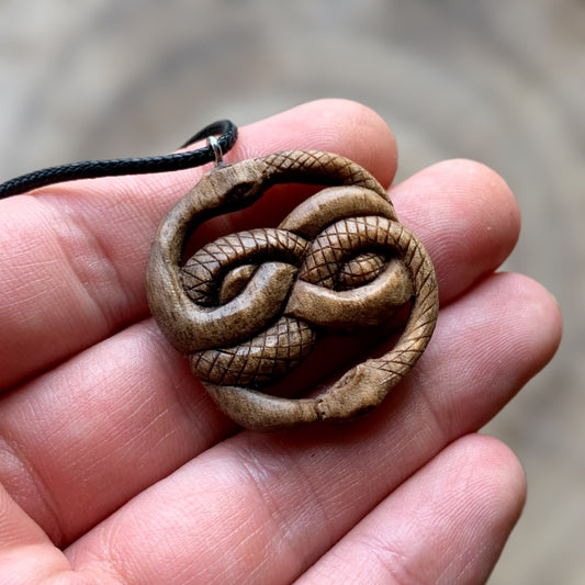 Ouroboros Auryn Snakes Pendant