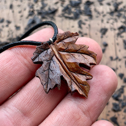 Maple Leaf Pendant - Wind Song