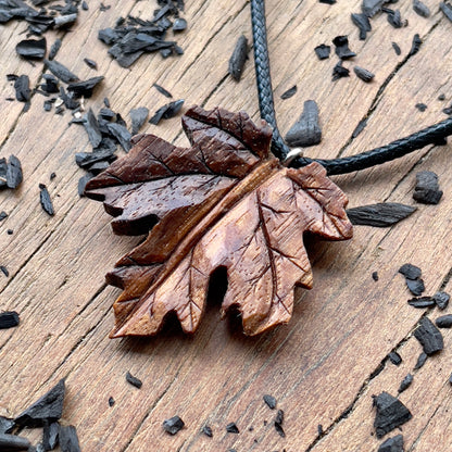 Maple Leaf Pendant - Wind Song
