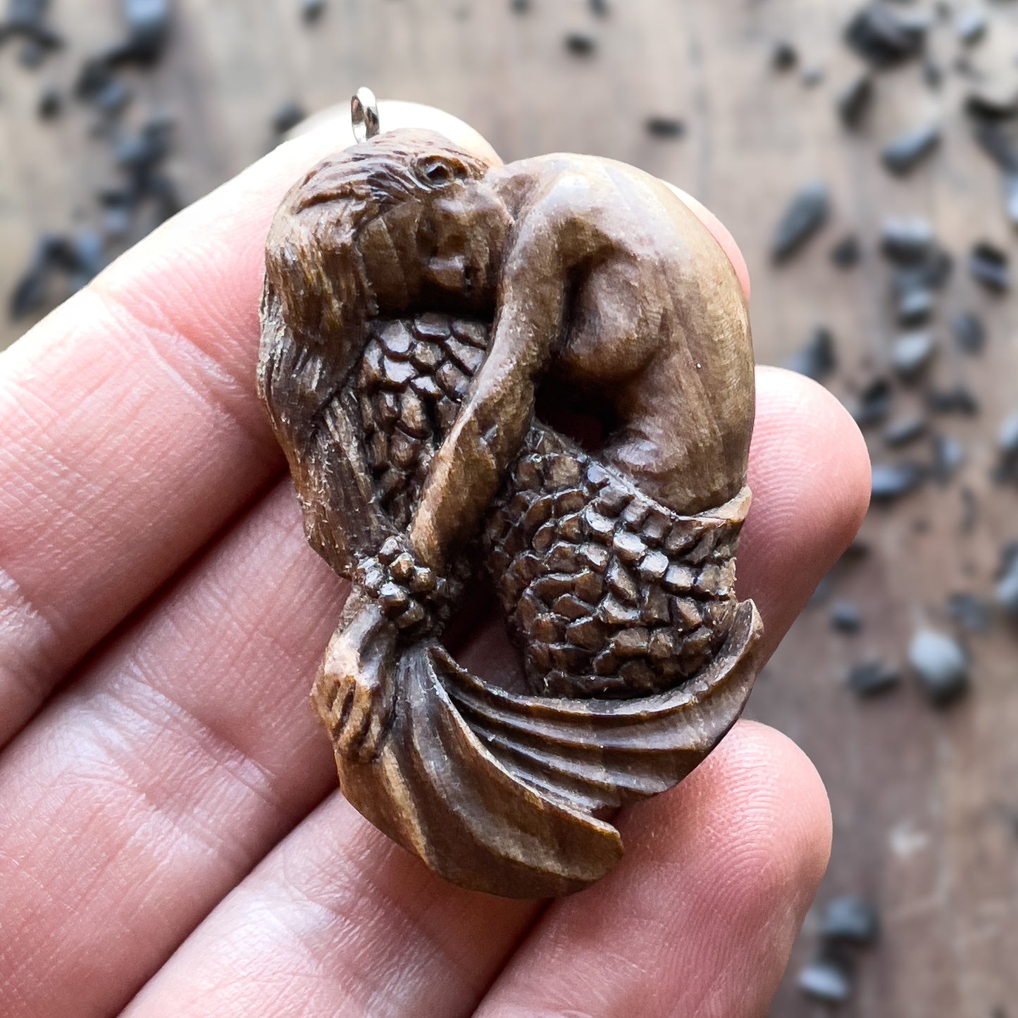Mermaid Pendant – Pearl Silence