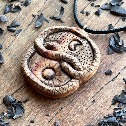 Auryn Uroboro Sun And Moon Pendant