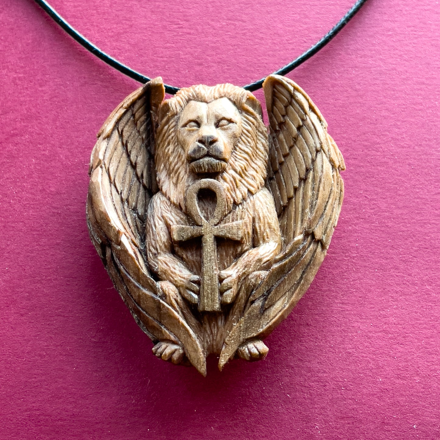 Ciondolo Leone con Ali e Ankh