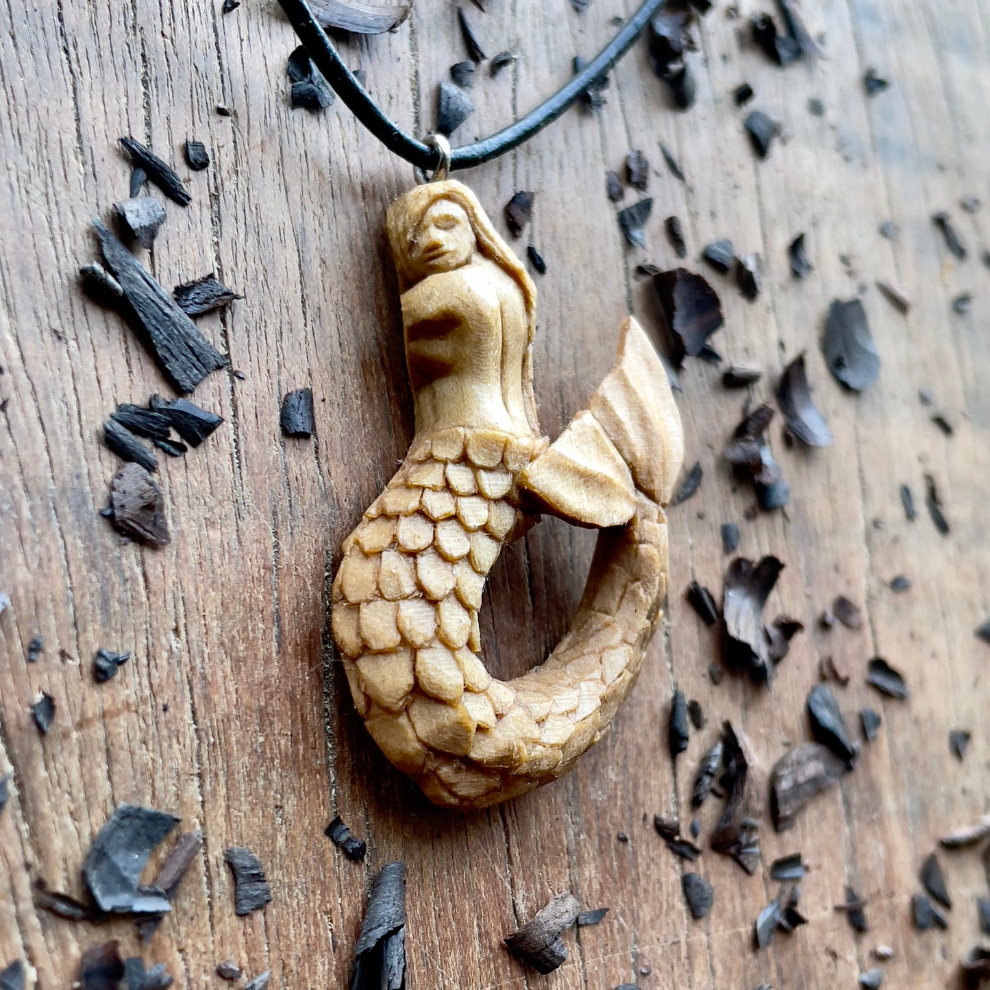 Mermaid Pendant – Silent Turning