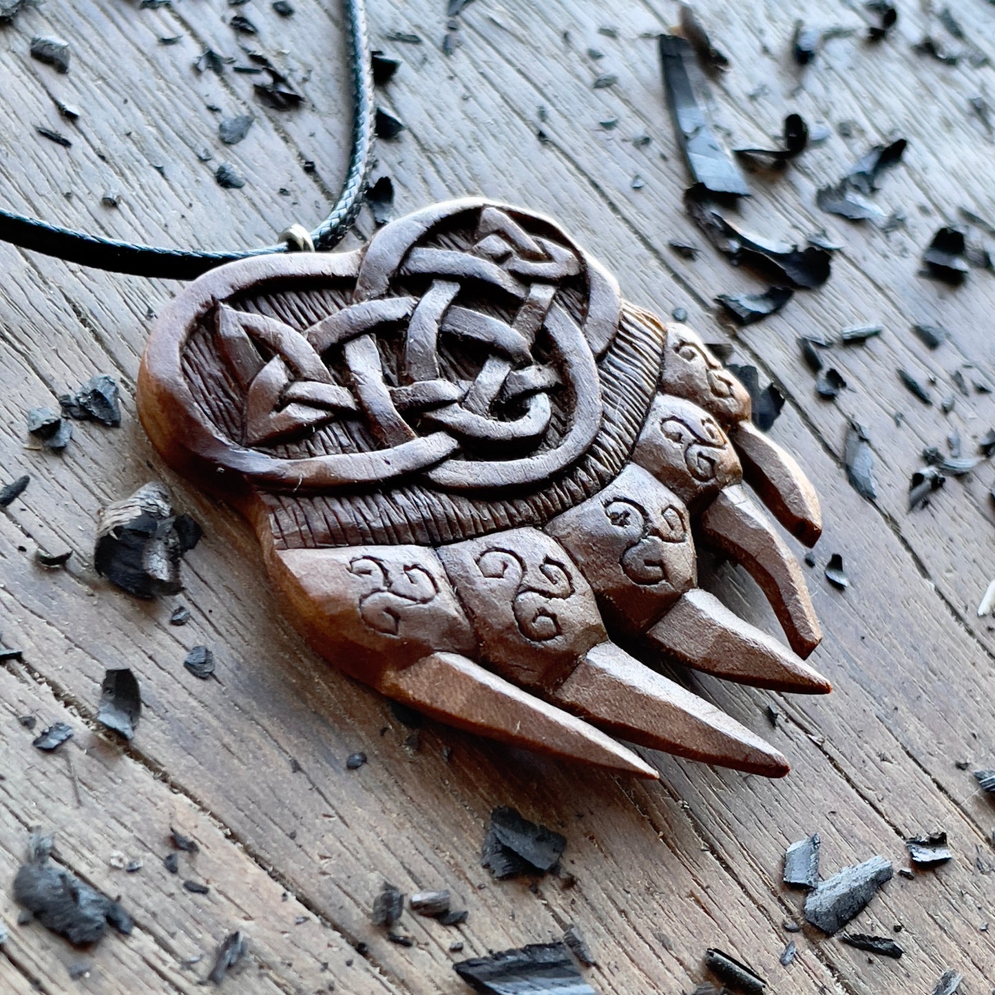 Bear Paw Pendant – Strength and Path