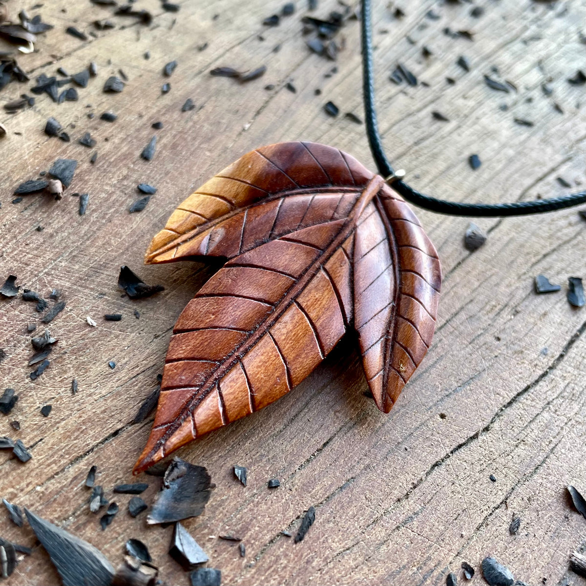 Three Leaves Pendant