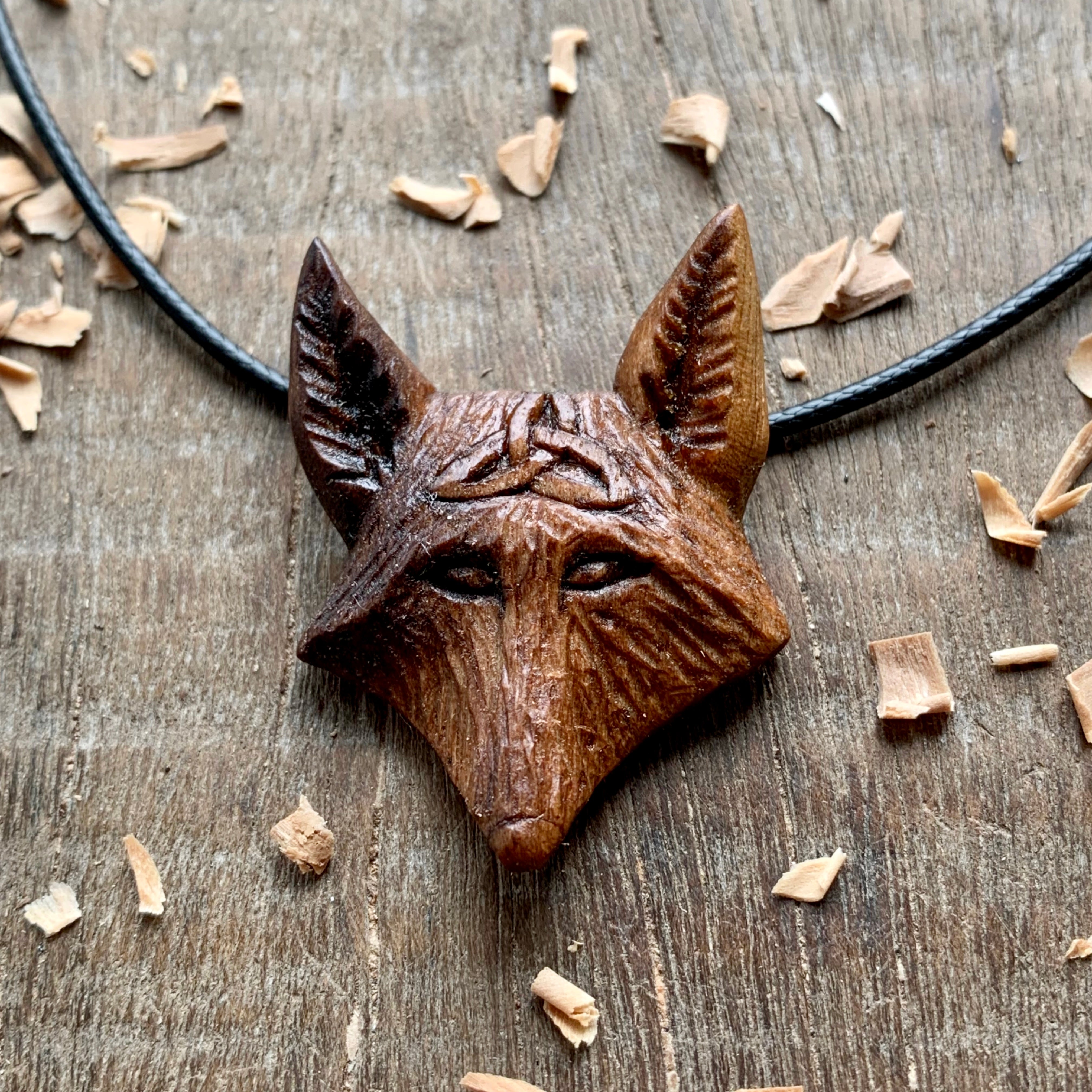 Fox hot sale head necklace