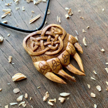 Celtic Bear’s Paw Triquetra Pendant