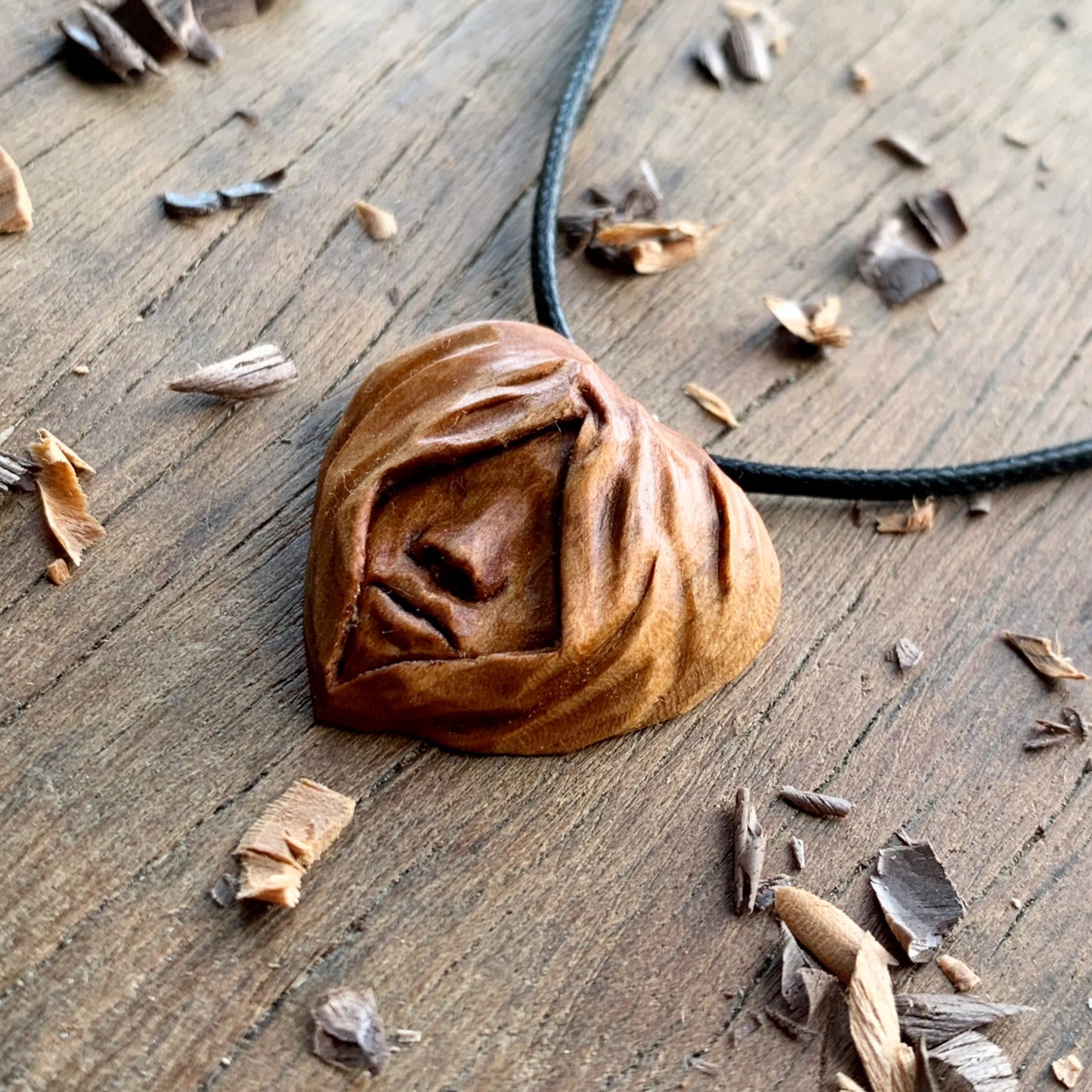 Nose and Lips Heart Pendant