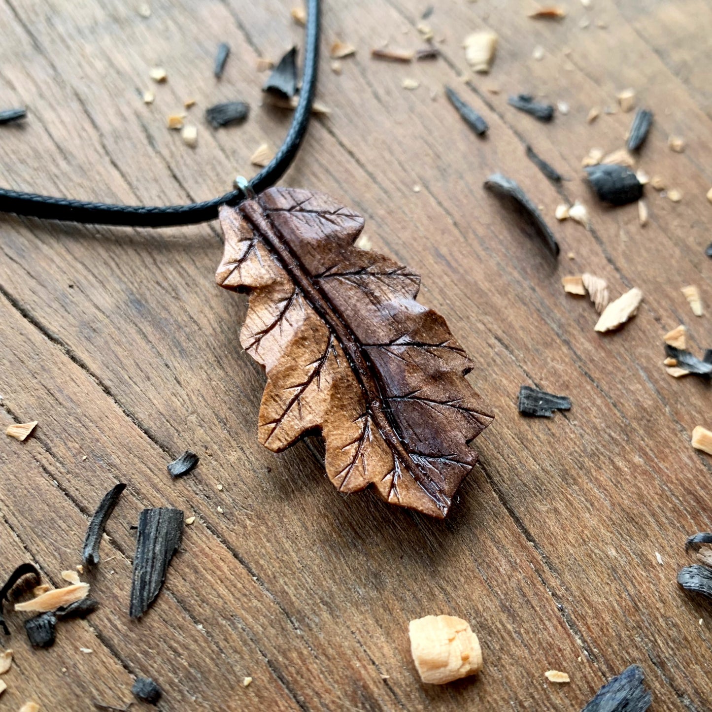 Little Oak Leaf Pendant